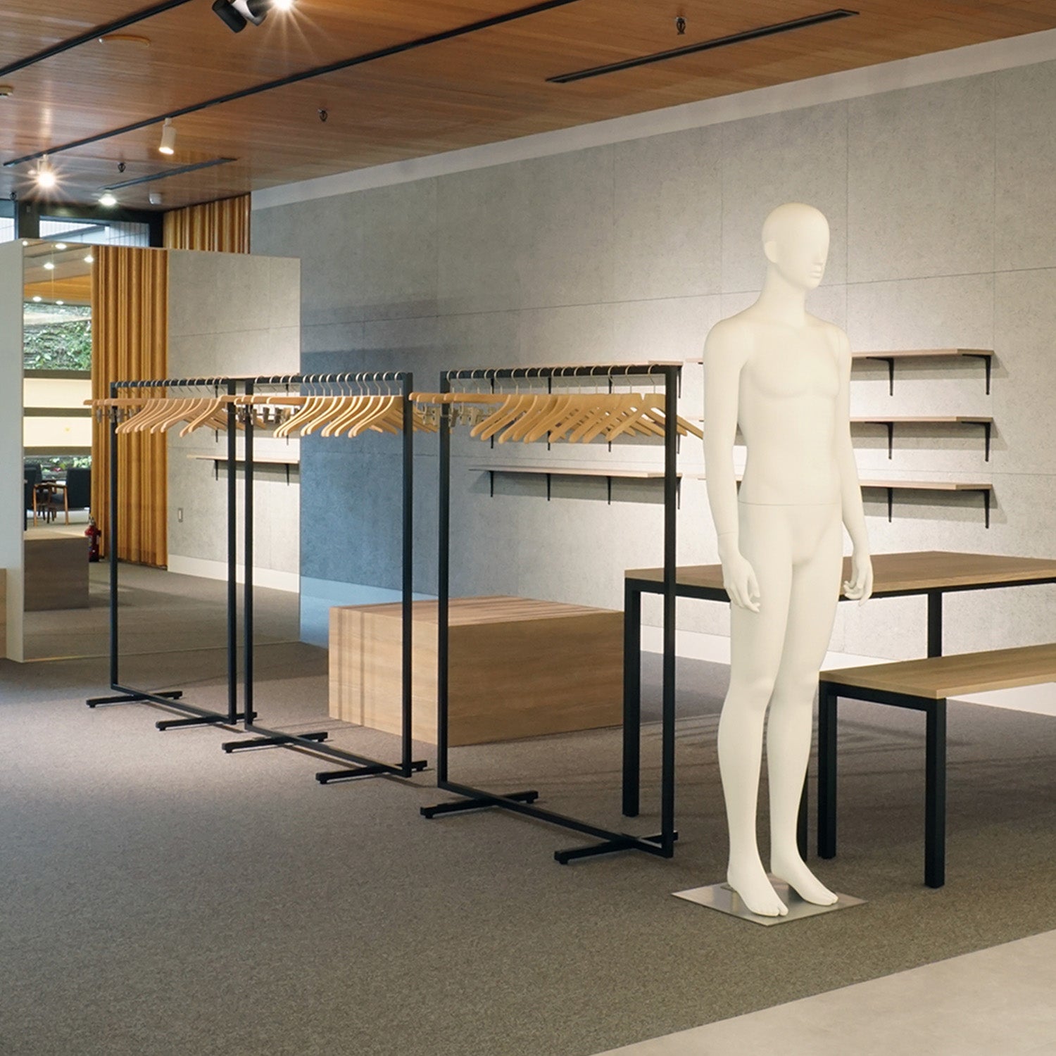 スポーツアパレルショップ / MTC SHOP