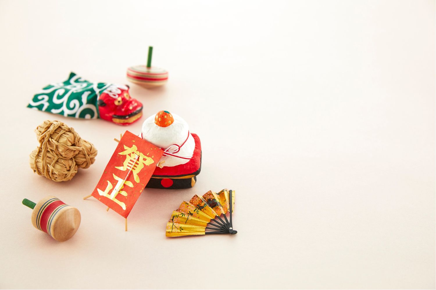 年末年始休業のお知らせと受注生産品の納期について