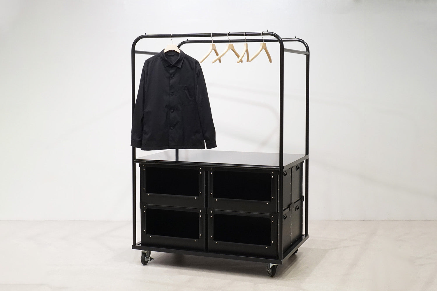 WG / プラダンボックスとディスプレイワゴン