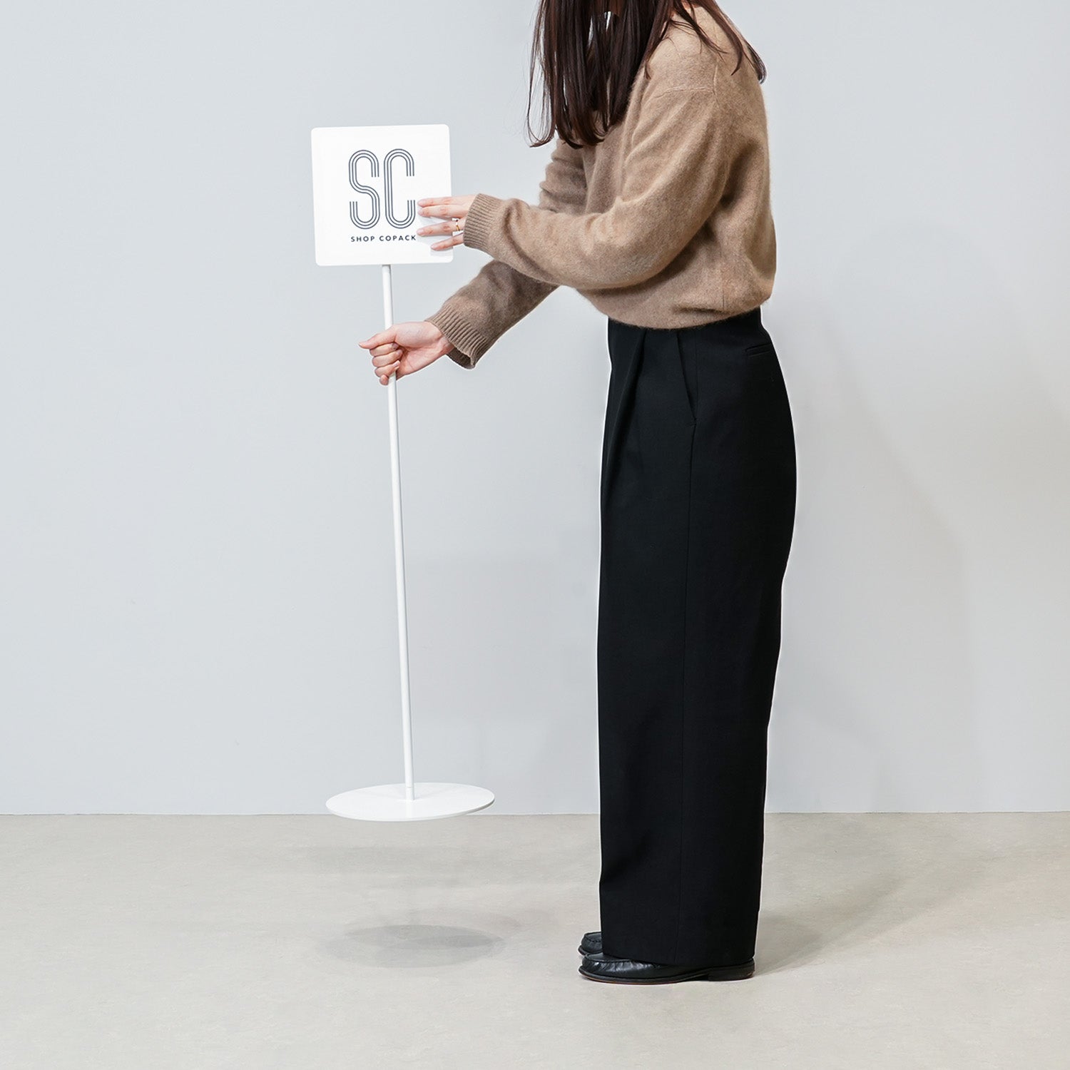 予約販売中 最短出荷日2/26 サインスタンド OS11CWH