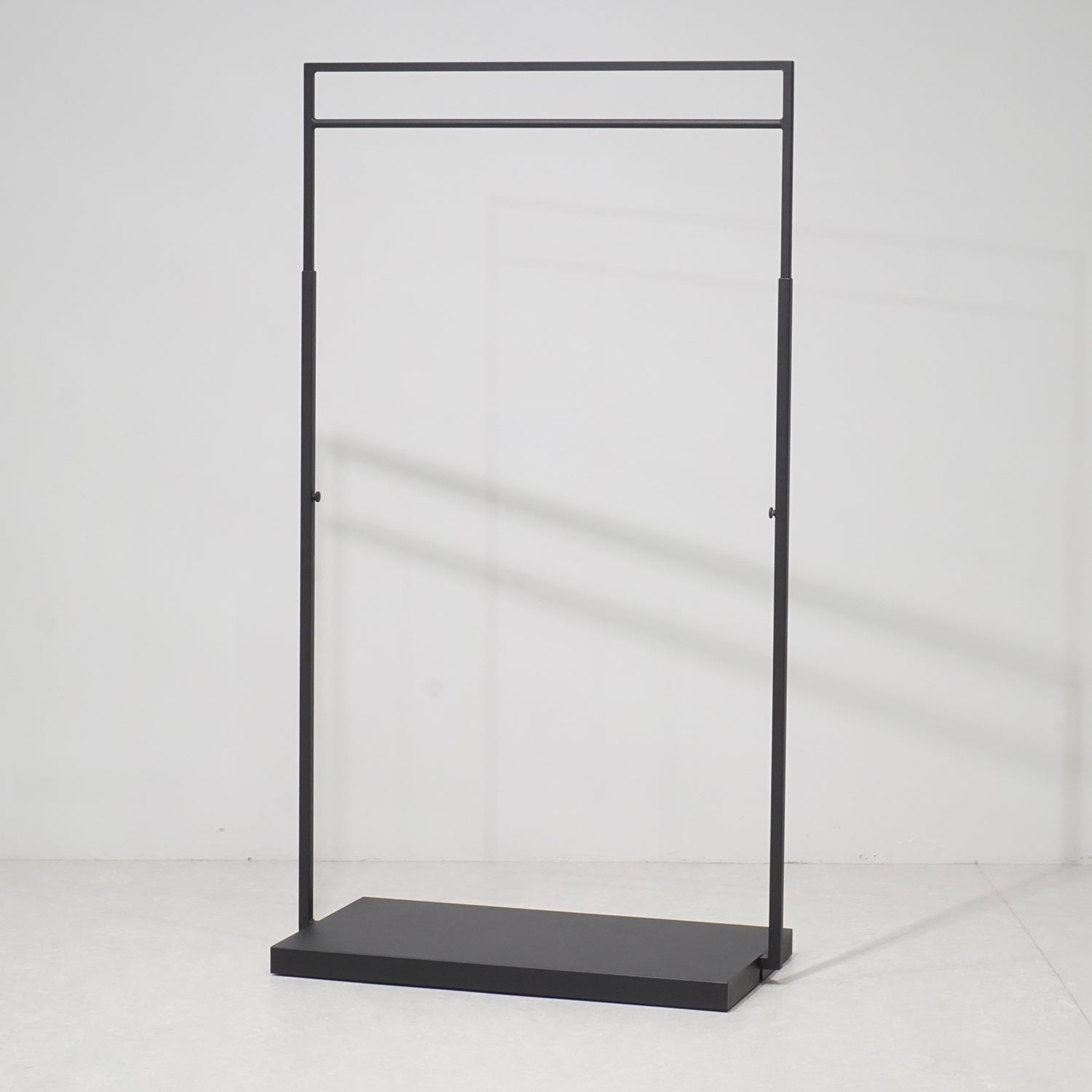 ハンガーラック SH07BK