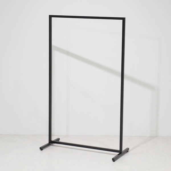 ハンガーラック 店舗什器 01_b226ea6d-0619-4344-9240-
