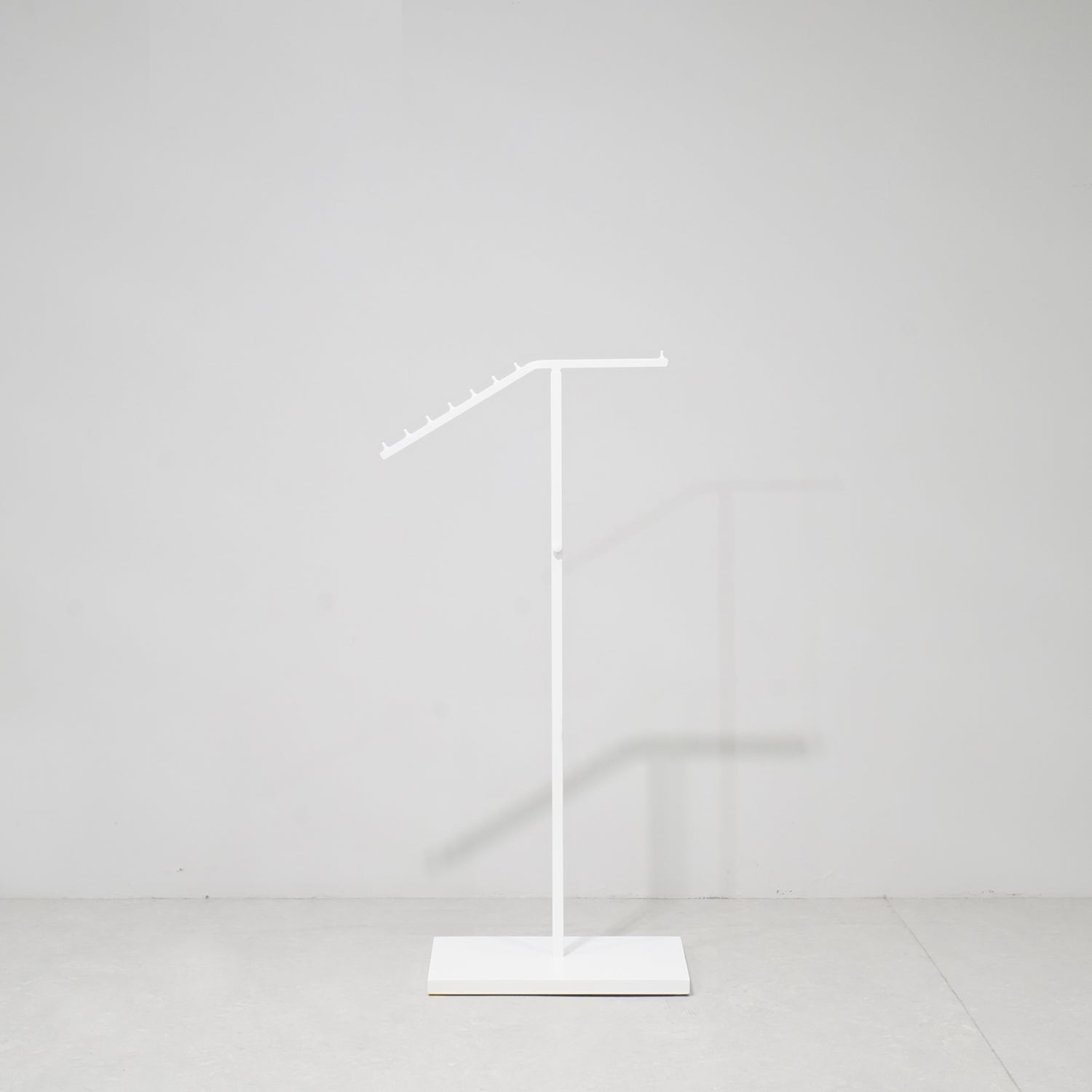 傾斜ハンガーラック SH05WH