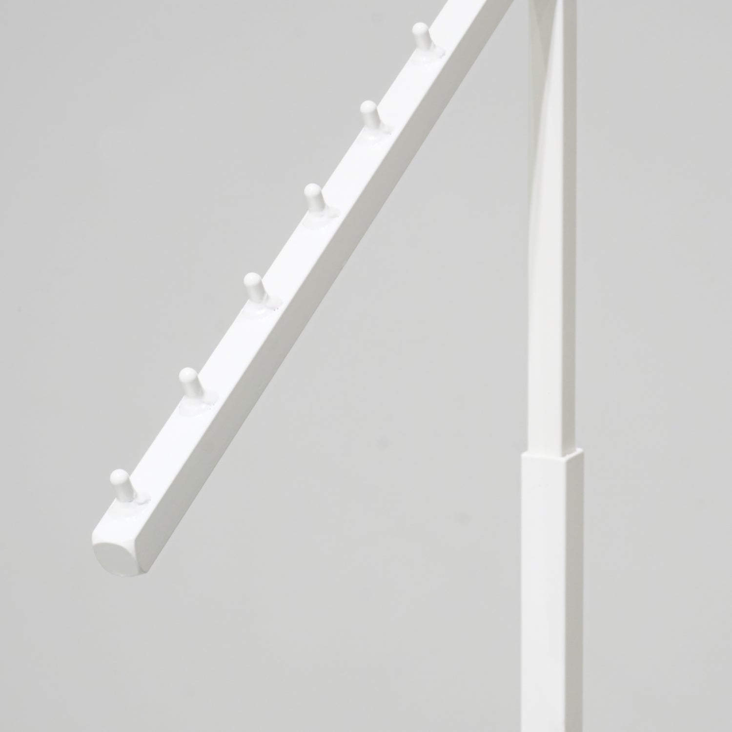 傾斜ハンガーラック SH05WH