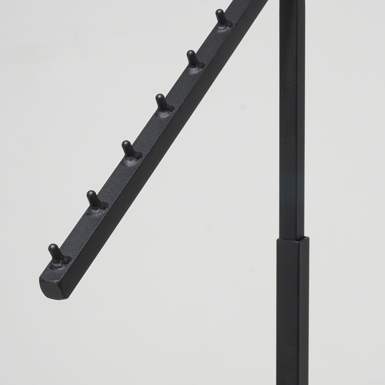傾斜ハンガーラック SH05BK
