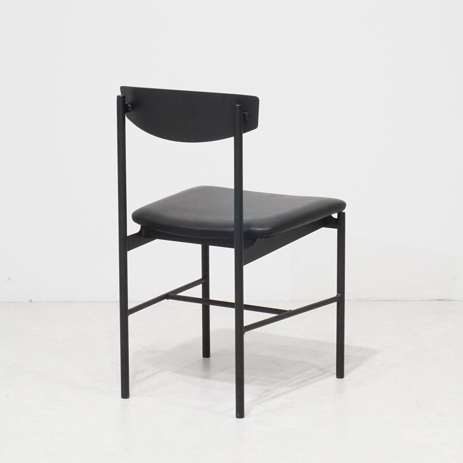 チェア SS16BK