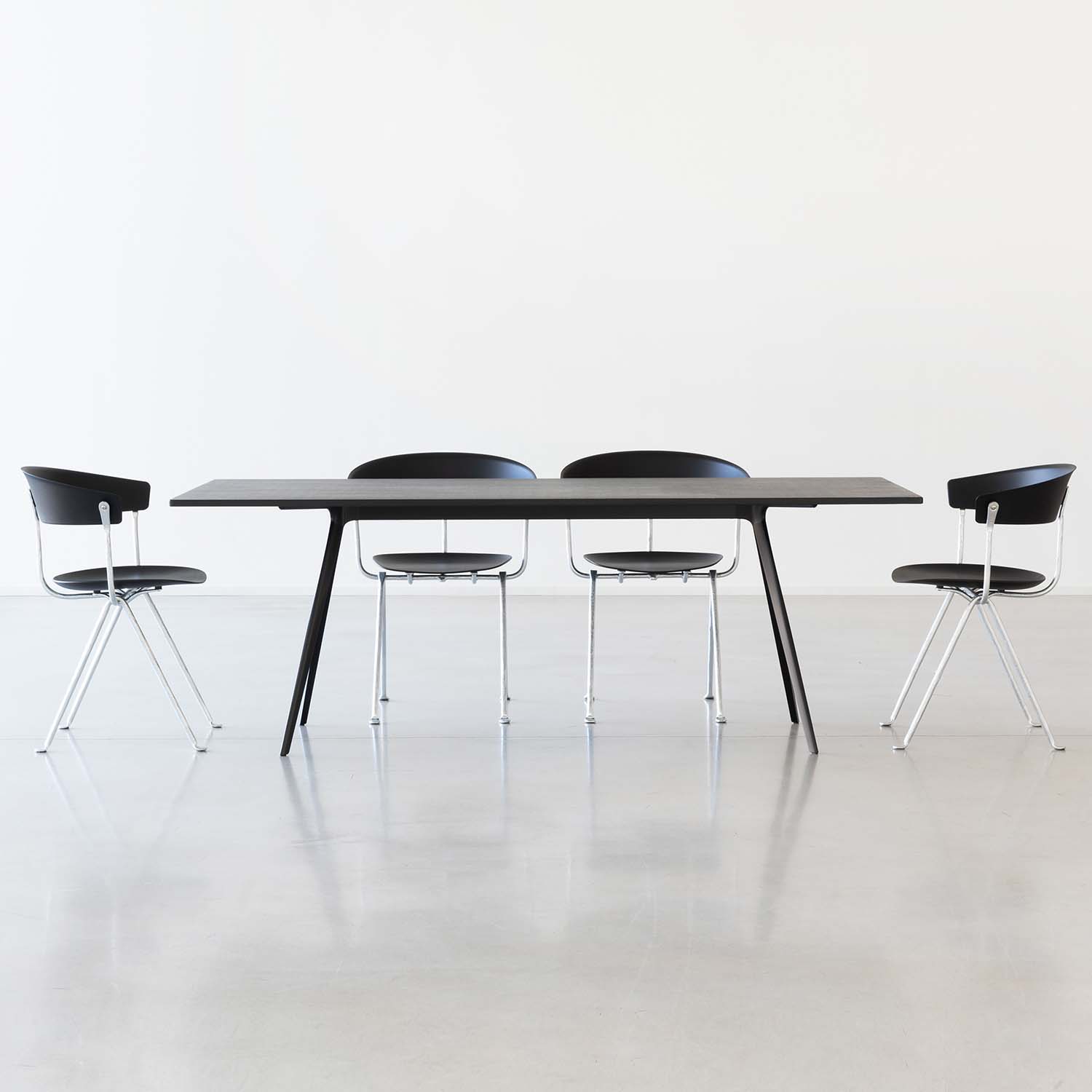 Officina Chair / MAGIS