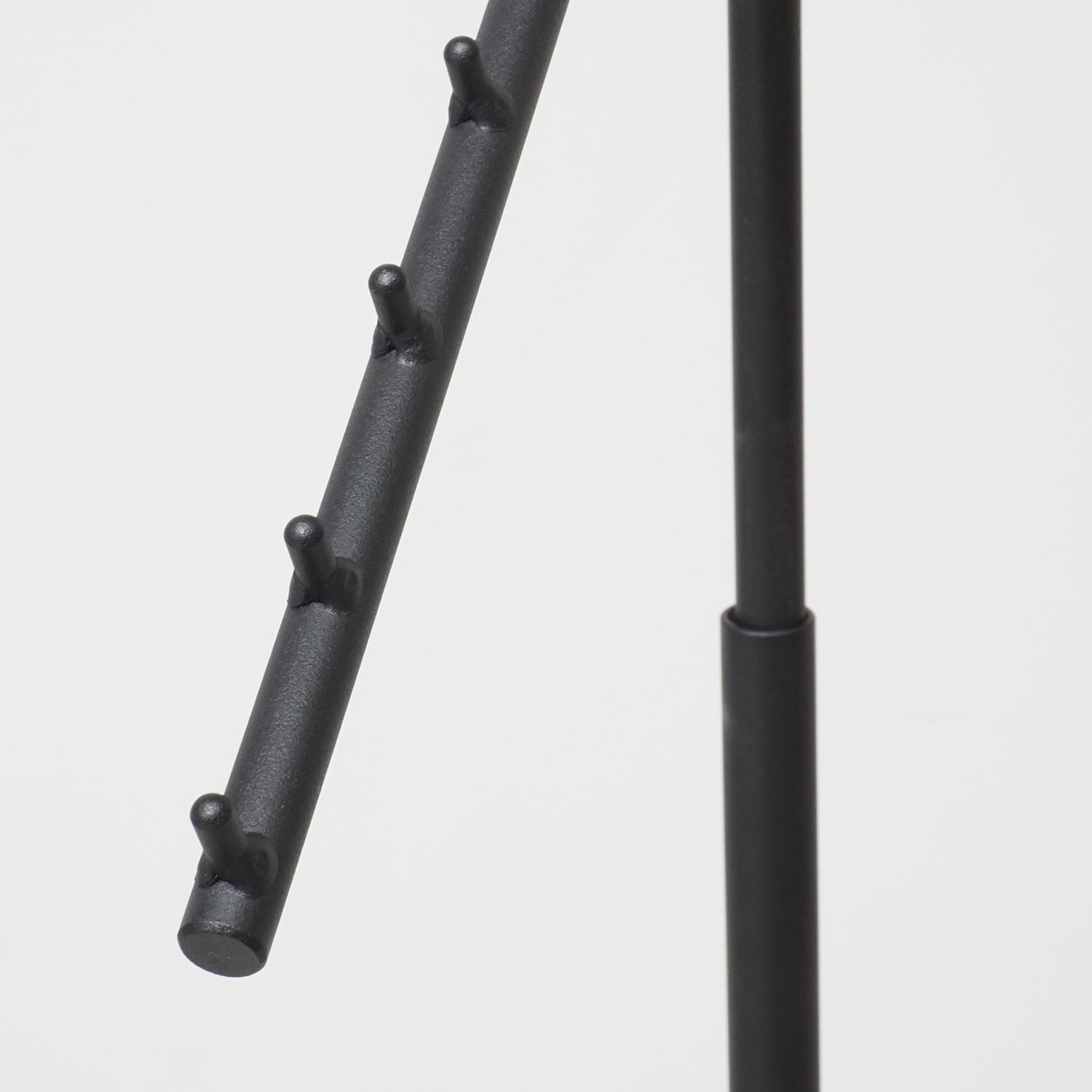 傾斜ハンガーラック SH01BK