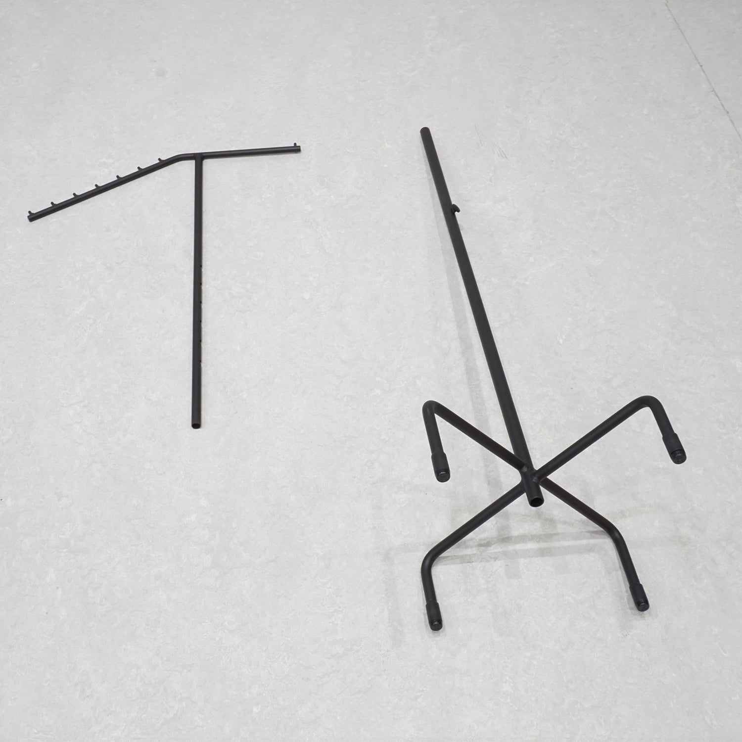 傾斜ハンガーラック SH01BK