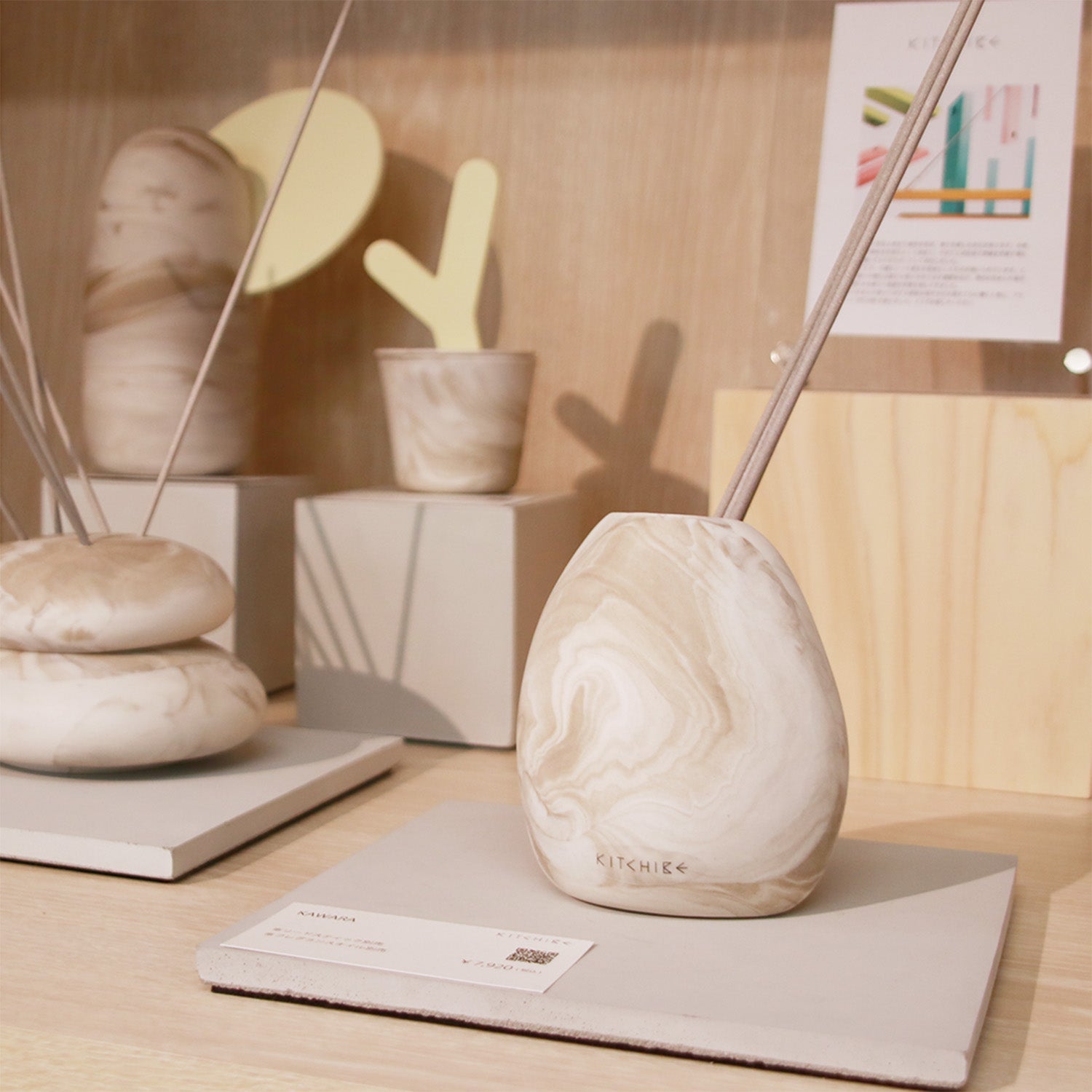 アクリルブロック 40角｜おしゃれな什器の企画・製造・販売 SHOP COPACK