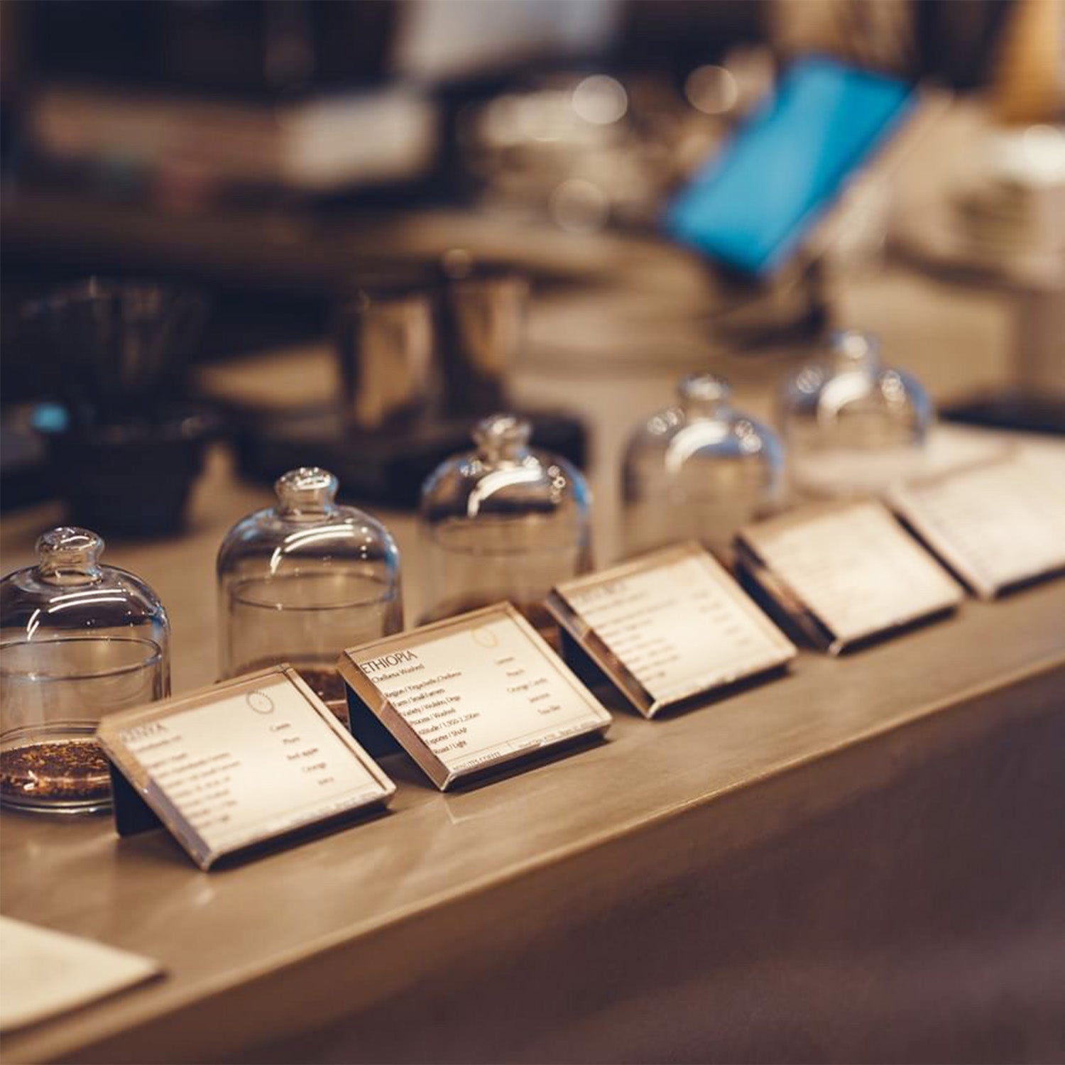 厳選されたコーヒーのプロファイル表示に / MINUTES COFFEE