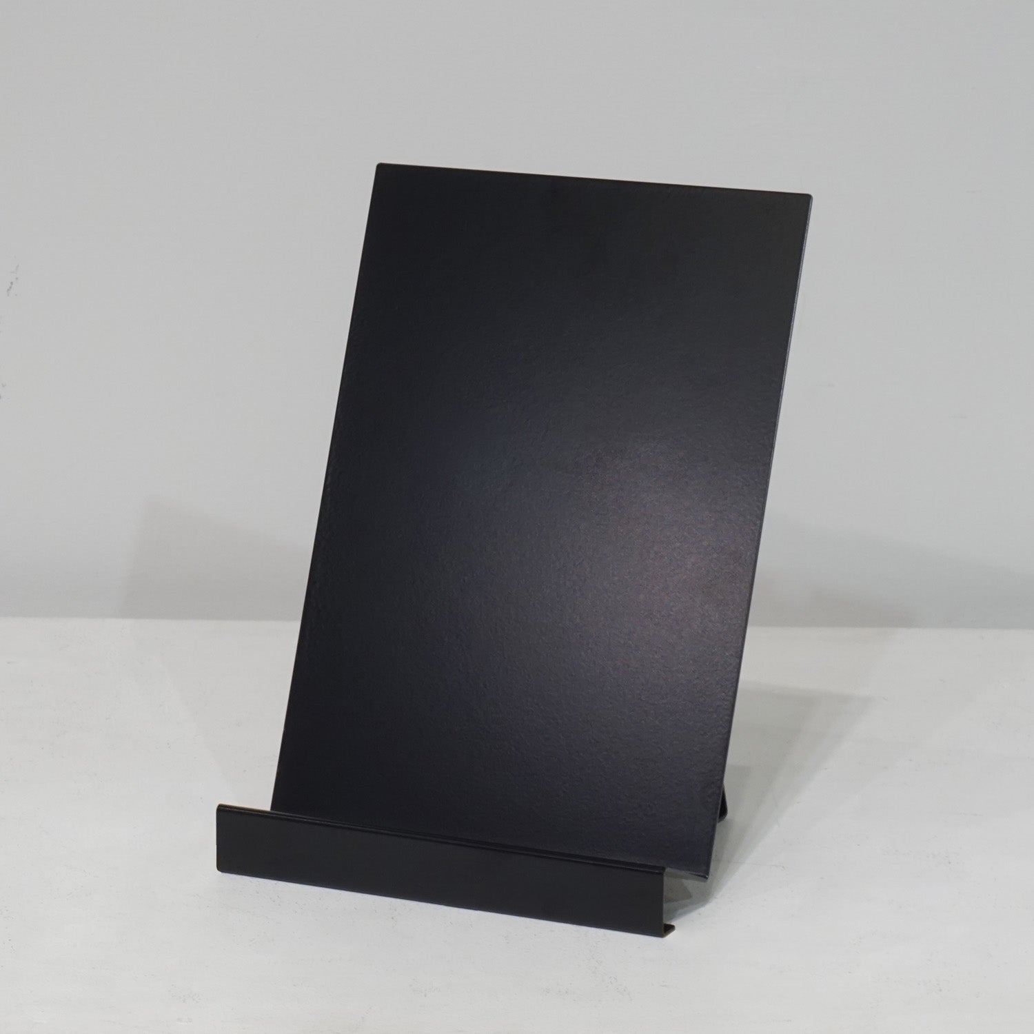 ブックスタンド A4サイズ｜おしゃれな什器の企画・製造・販売 SHOP COPACK