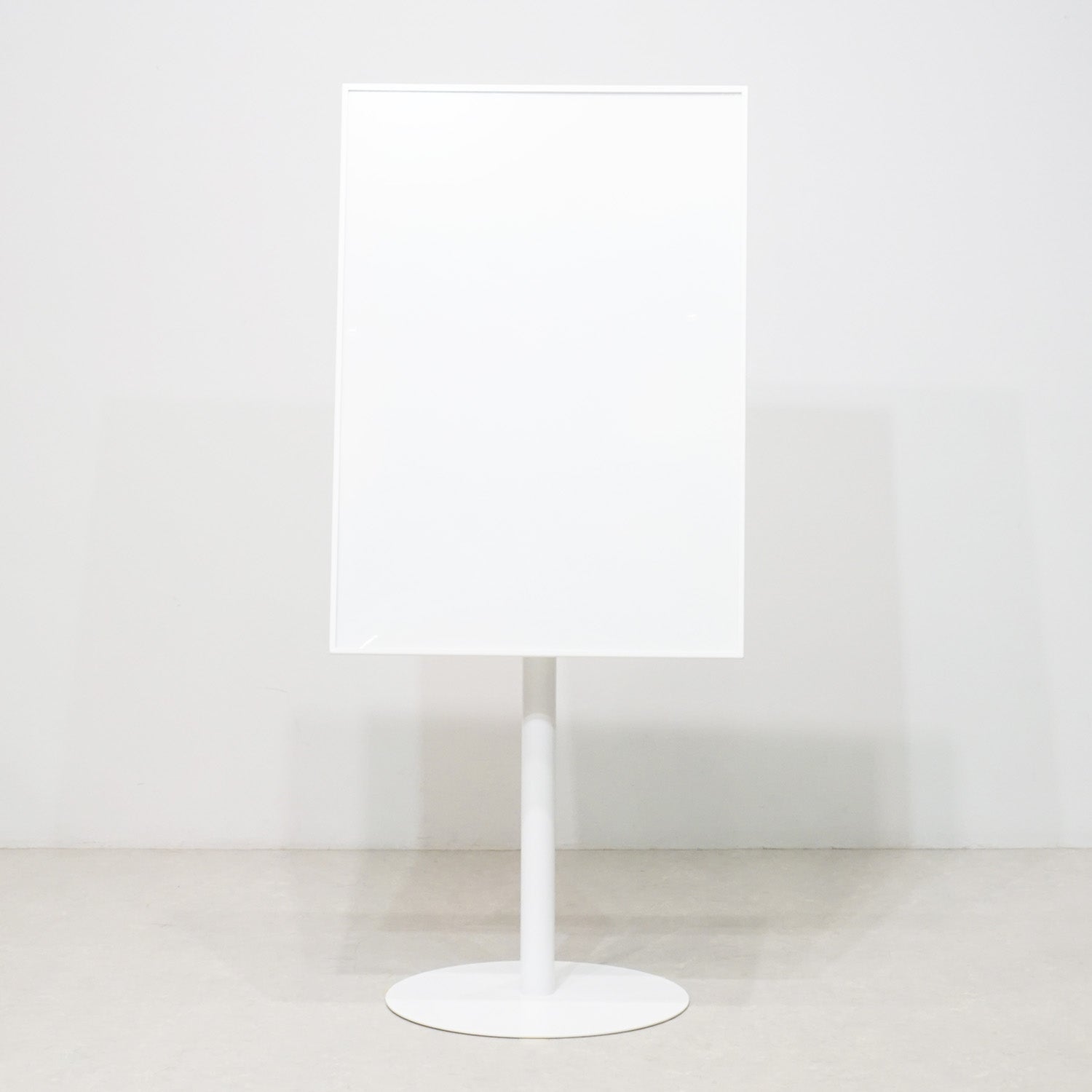 ポスタースタンド A1サイズ｜おしゃれな什器の企画・製造・販売 SHOP