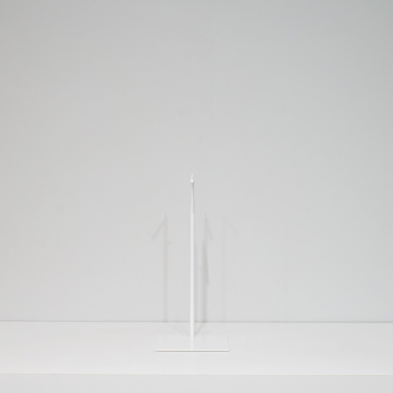 ディスプレイスタンド / バッグスタンド｜おしゃれな什器の企画