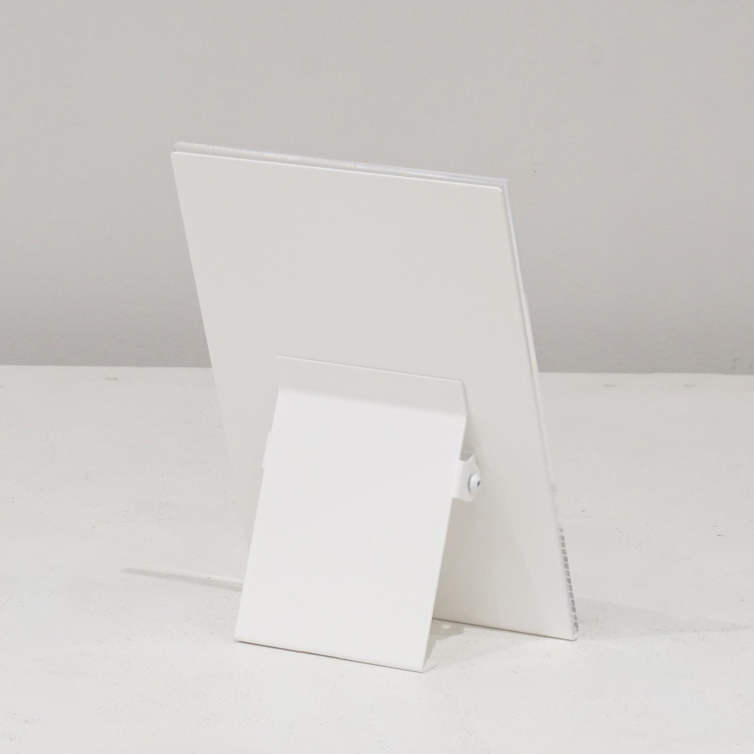 ポップスタンド A5タテ｜おしゃれな什器の企画・製造・販売 SHOP COPACK