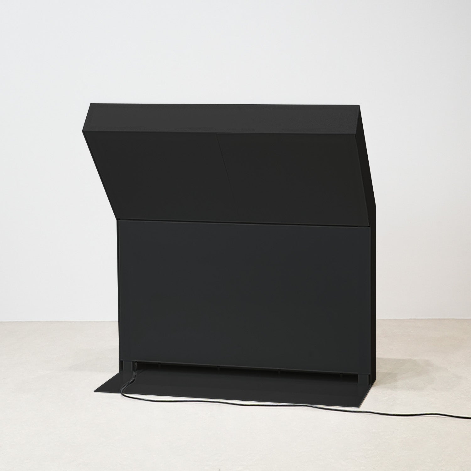 筐体型タッチディスプレイ 43インチ｜おしゃれな什器の企画・製造