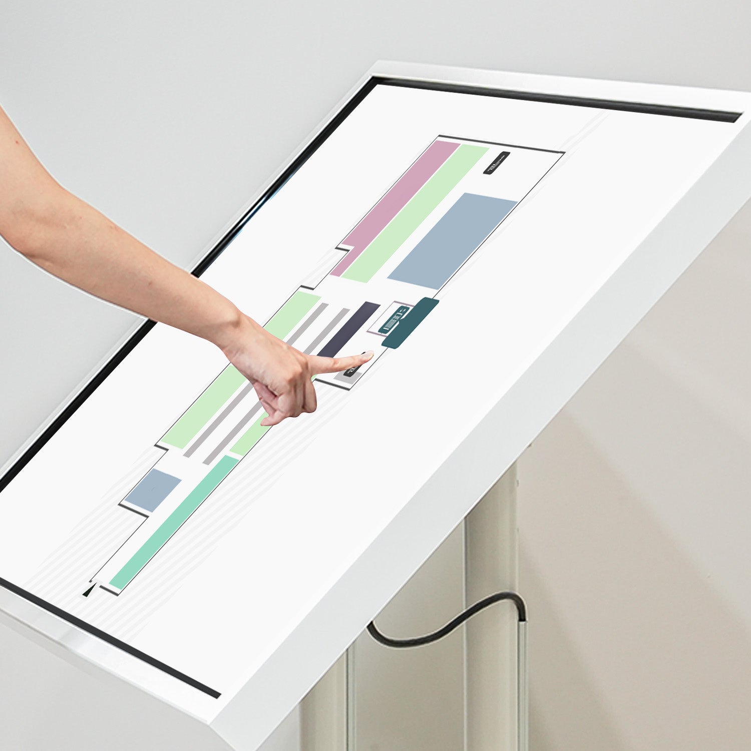 スタンド式タッチディスプレイ 55インチ｜おしゃれな什器の企画・製造