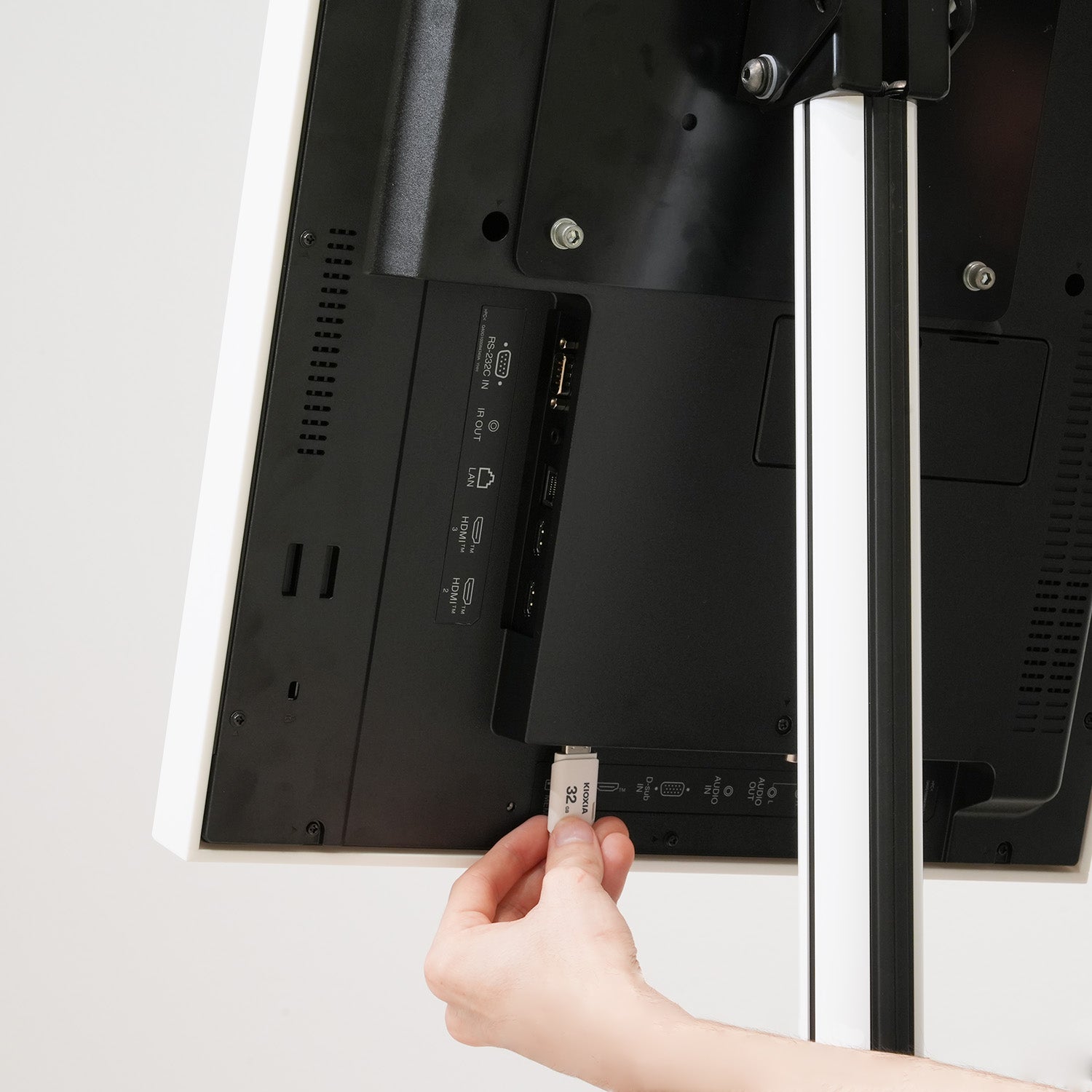 デジタルサイネージ  32インチ DS32H2WH