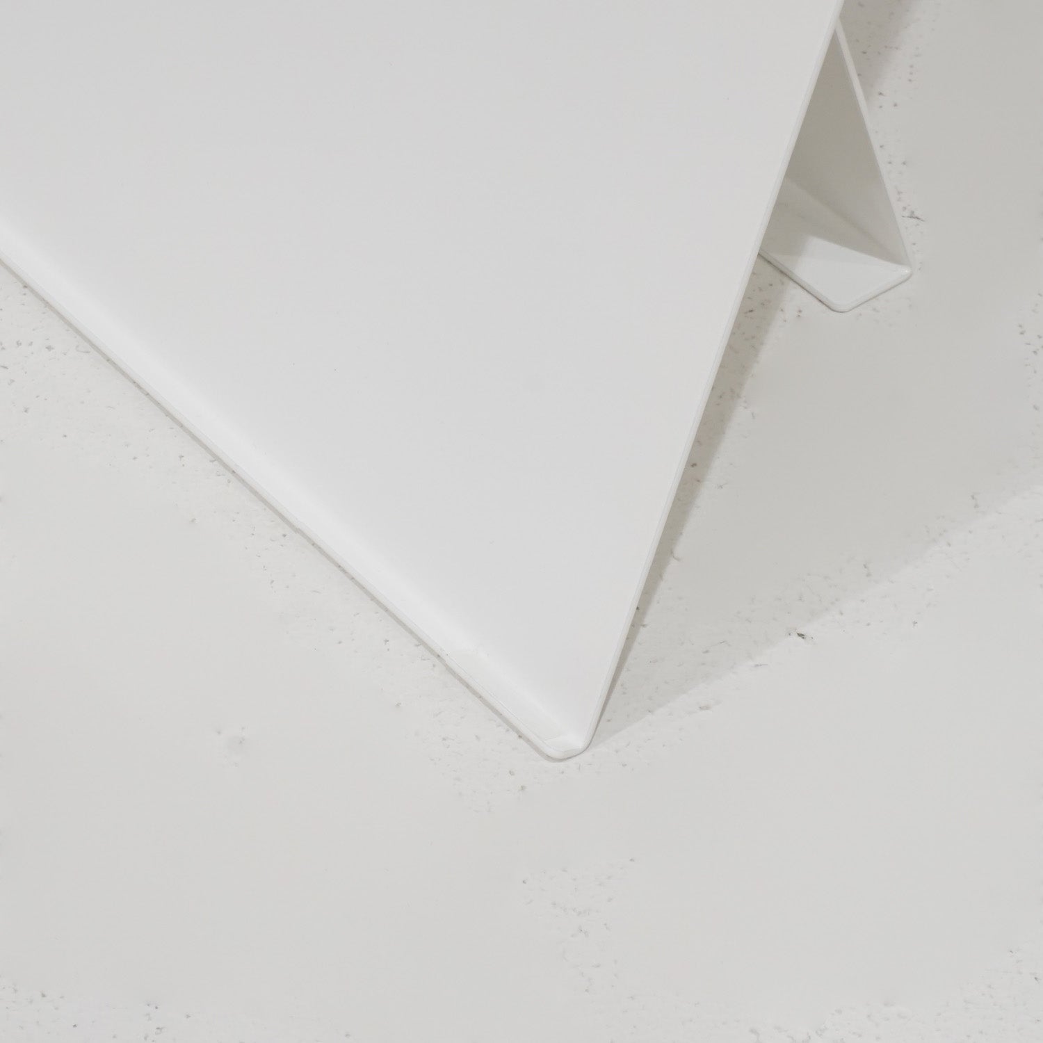 ポップスタンド A4サイズ EM22WH