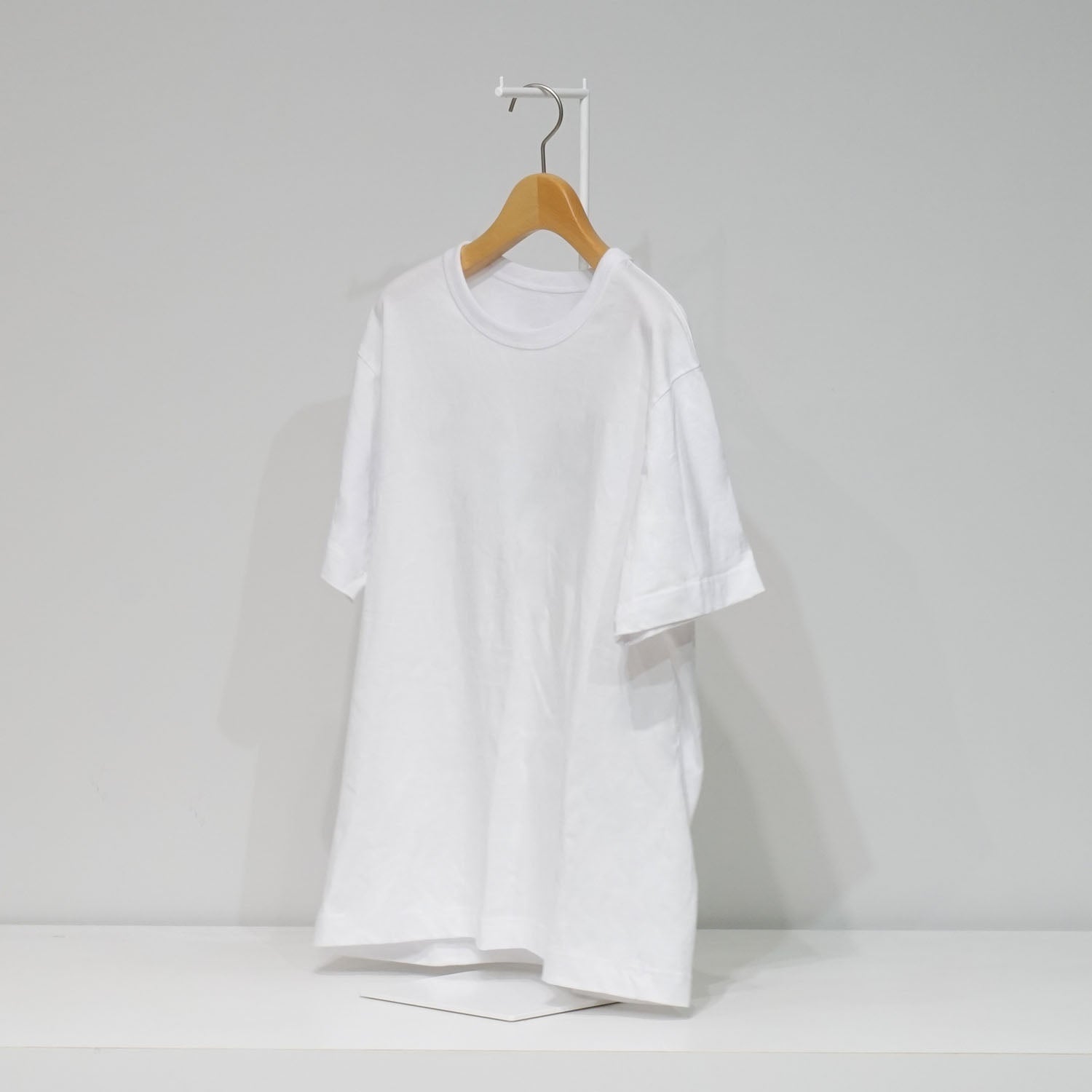 大きいディスプレイスタンド / 大きいバッグスタンド LS02BK