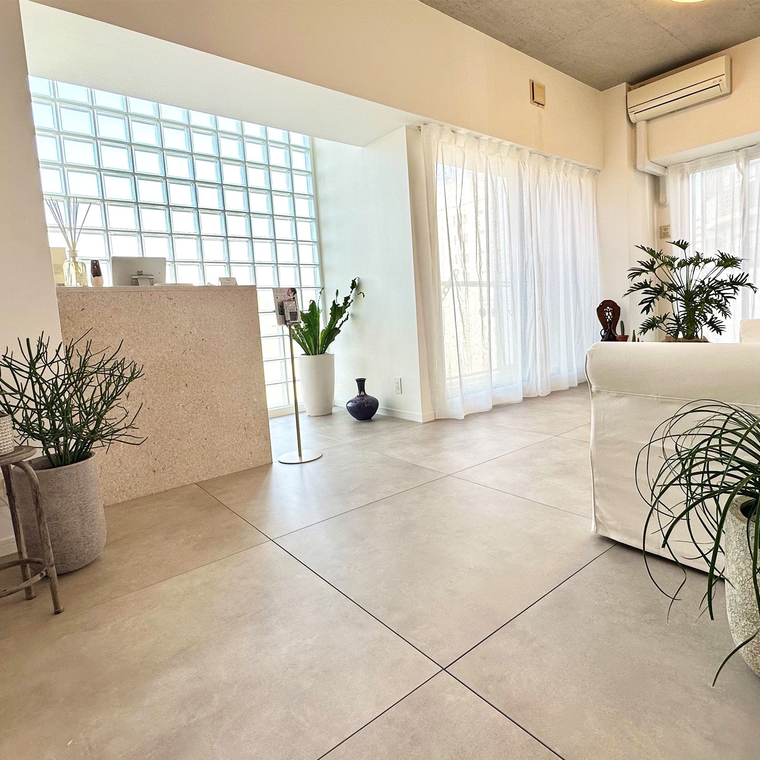 受付カウンター｜おしゃれな什器の企画・製造・販売 SHOP COPACK