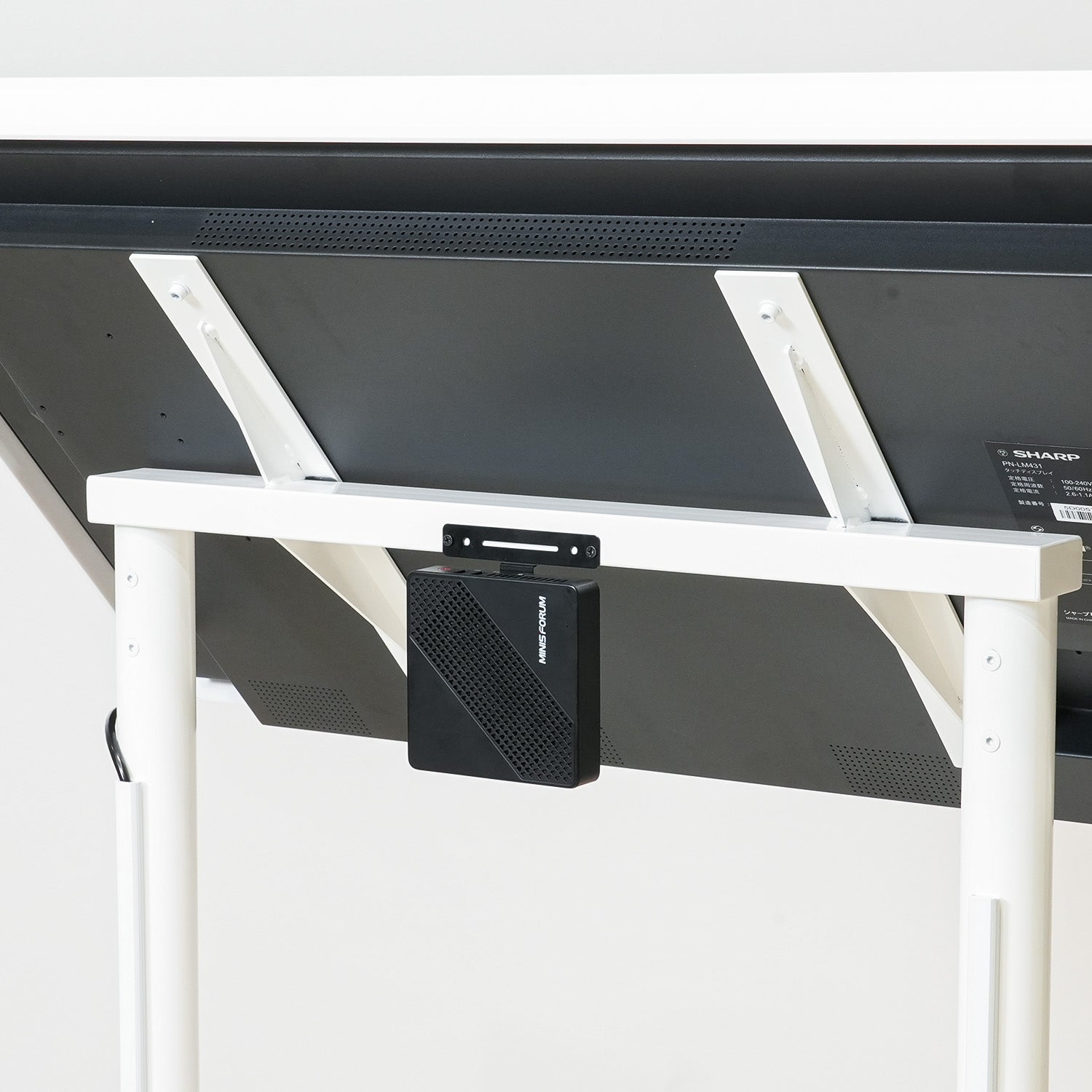 スタンド式タッチディスプレイ 43インチ｜おしゃれな什器の企画・製造