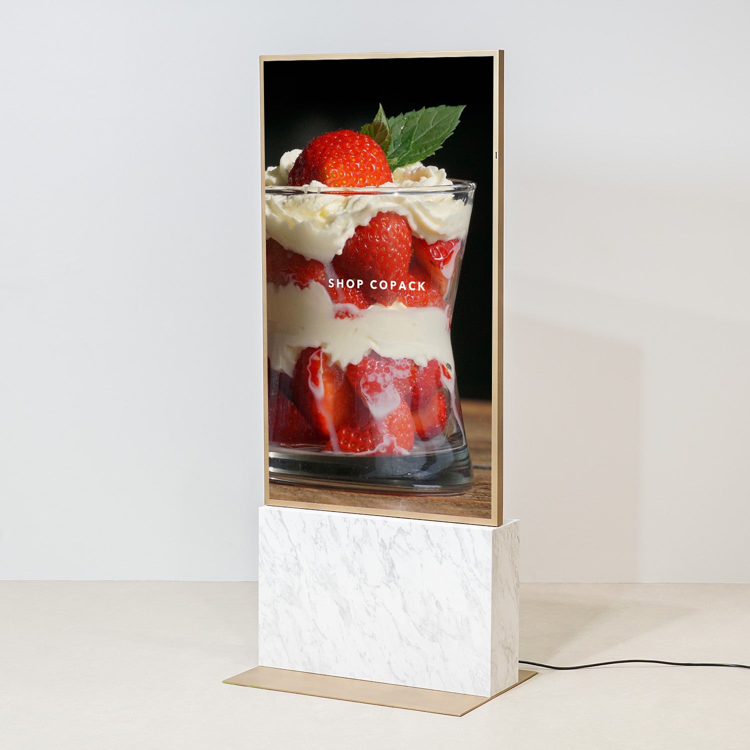 デジタルサイネージ 55インチ 真鍮ゴールド調 × 大理石調 DSB55HT2BRMR