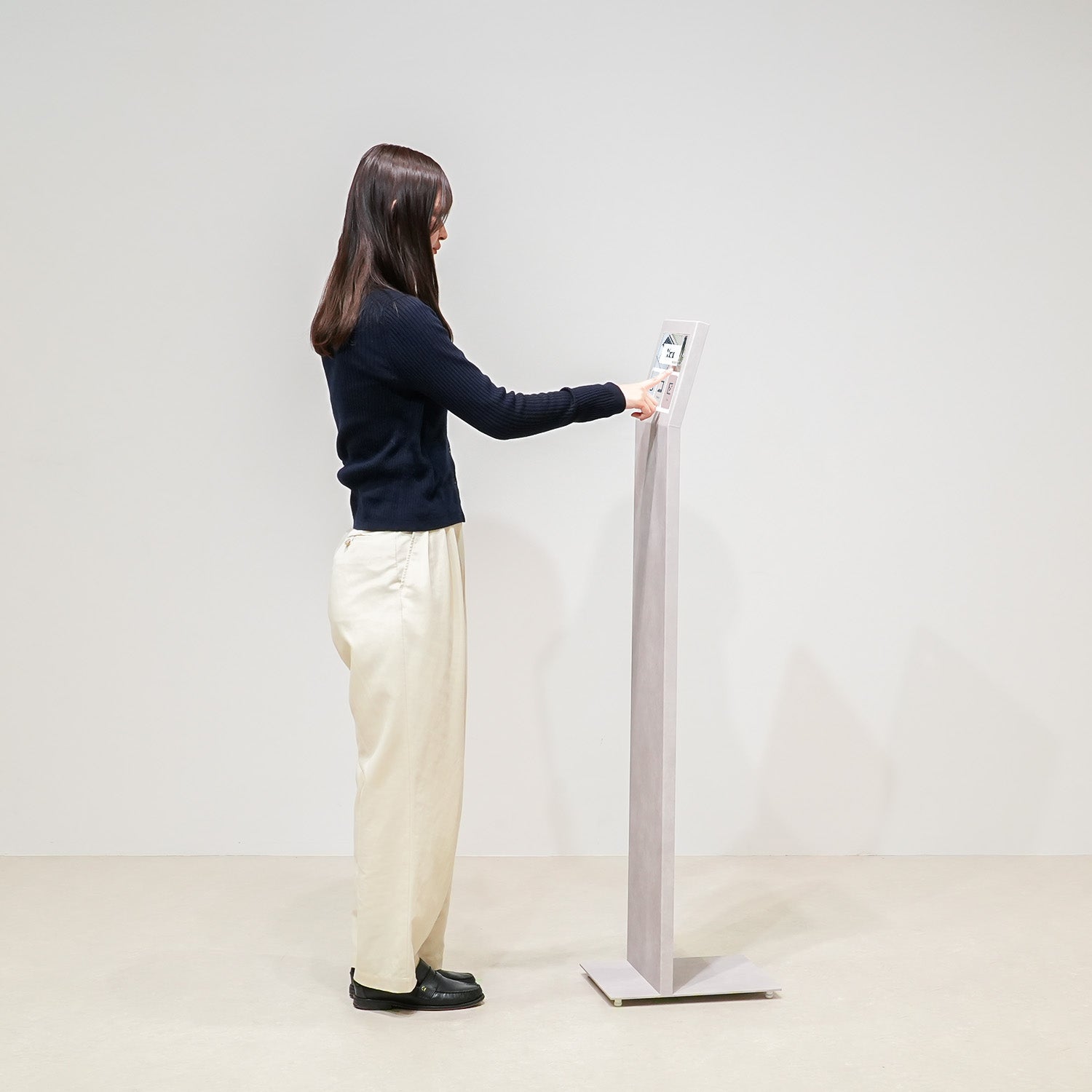 iPadスタンド モルタル調 IS10.9MR （iPad 第10~11世代対応）