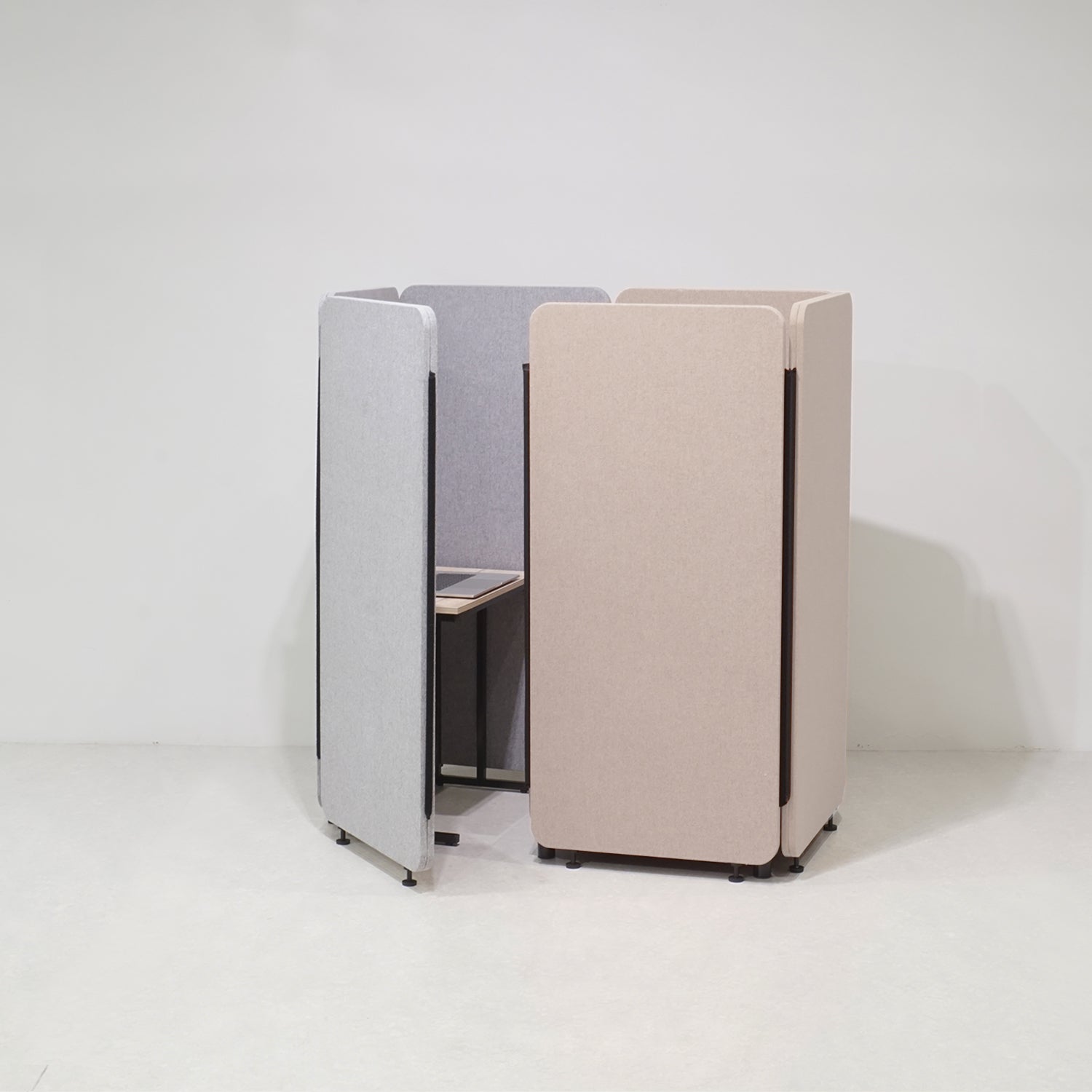 吸音パーテーション グレー 600mm x 1600mm 吸音パーテーション グレー 600mm x 1600mm