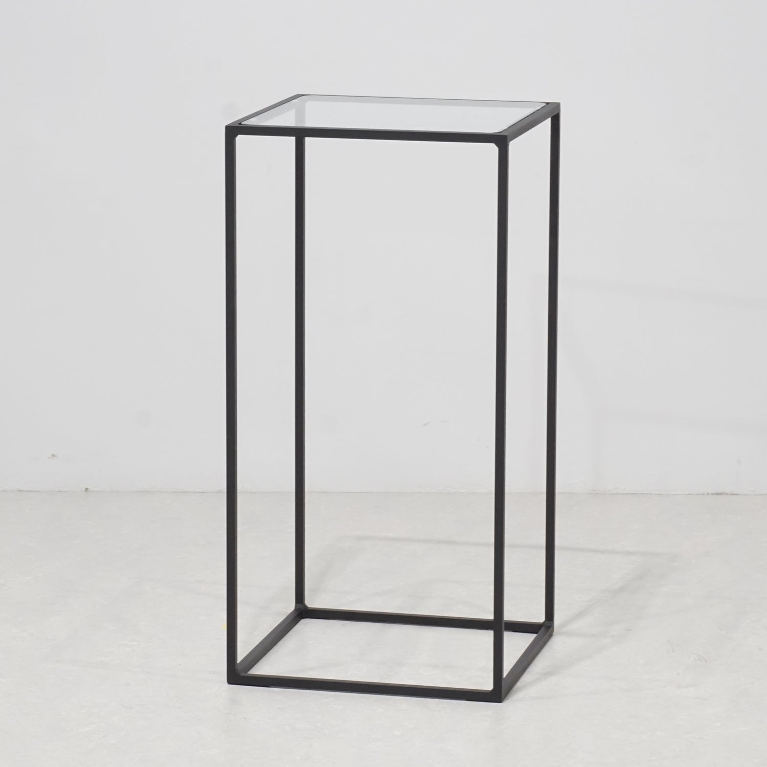 【早い者勝ち！SALE！】ウォールナット　一枚板テーブル　店舗什器　ディスプレイ 101_caec6362-4987-4d9e-8019-