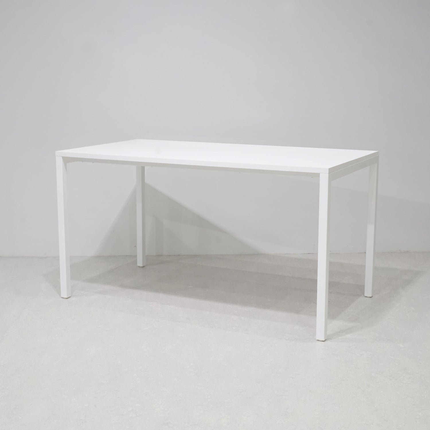 究極のディスプレイテーブル｜おしゃれな什器の企画・製造・販売 SHOP