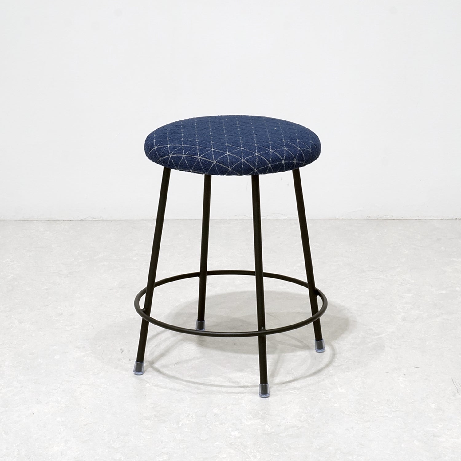 【値引中】ラウンドカフェスツールA 値引中】ラウンドカフェスツールA