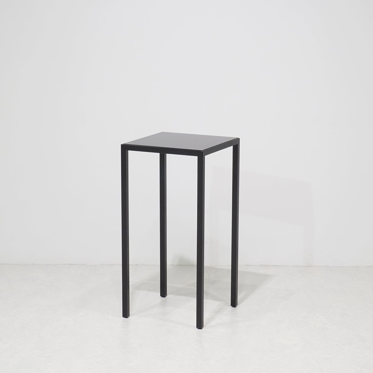 究極のディスプレイテーブル｜おしゃれな什器の企画・製造・販売 SHOP