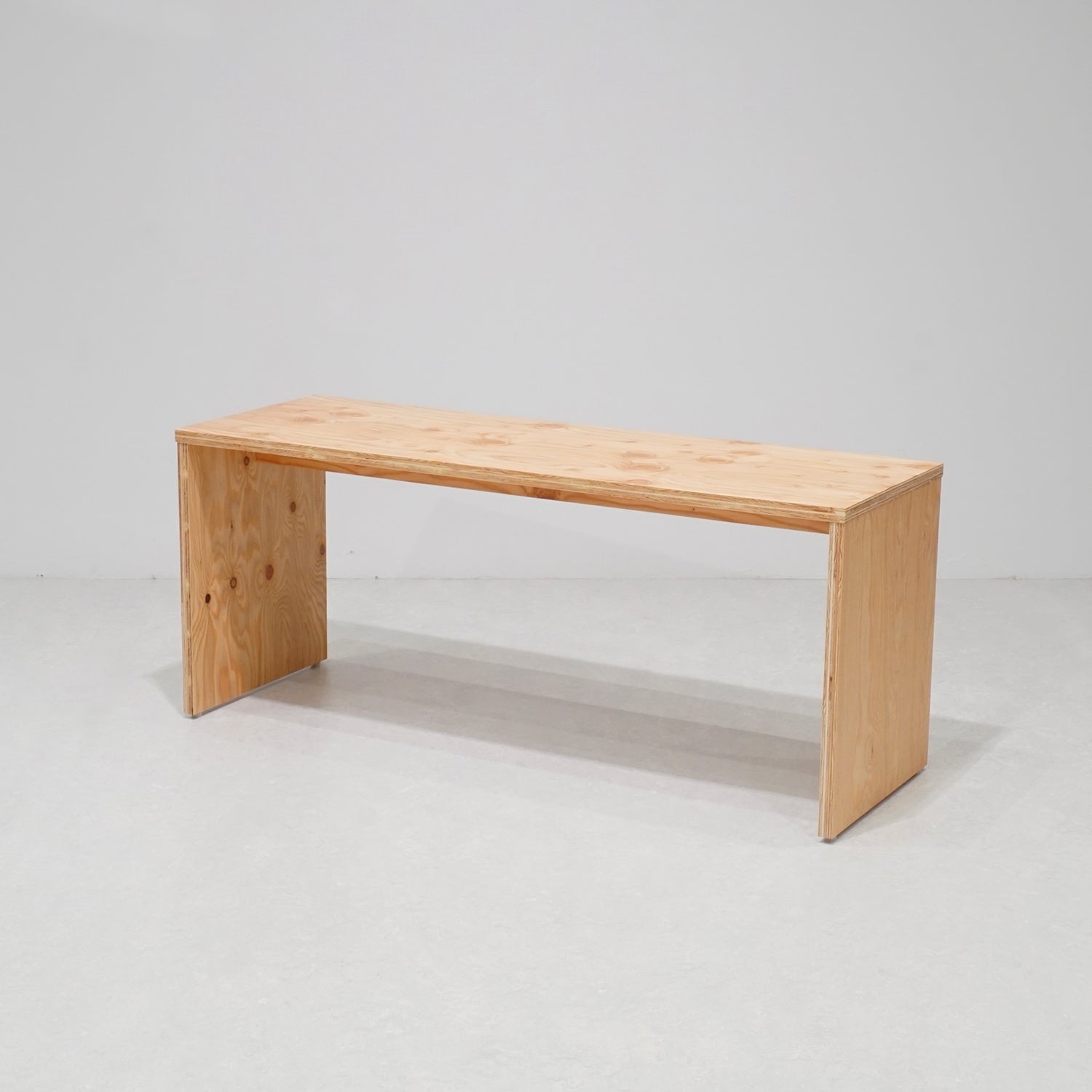 針葉樹合板　折りたたみ式テーブル Amazon | 【木芸社】コンパネ作業台(針葉樹合板製) X脚 組立て式 ペケ