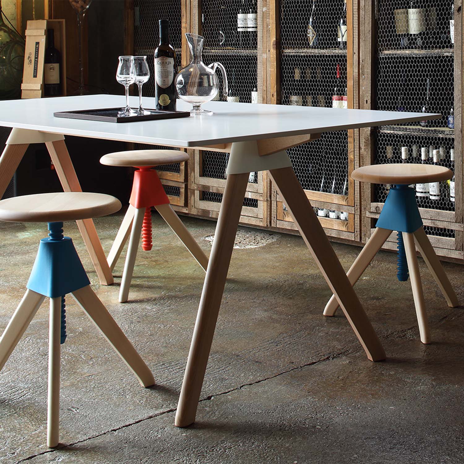 Tom / MAGIS｜おしゃれな什器の企画・製造・販売 SHOP COPACK