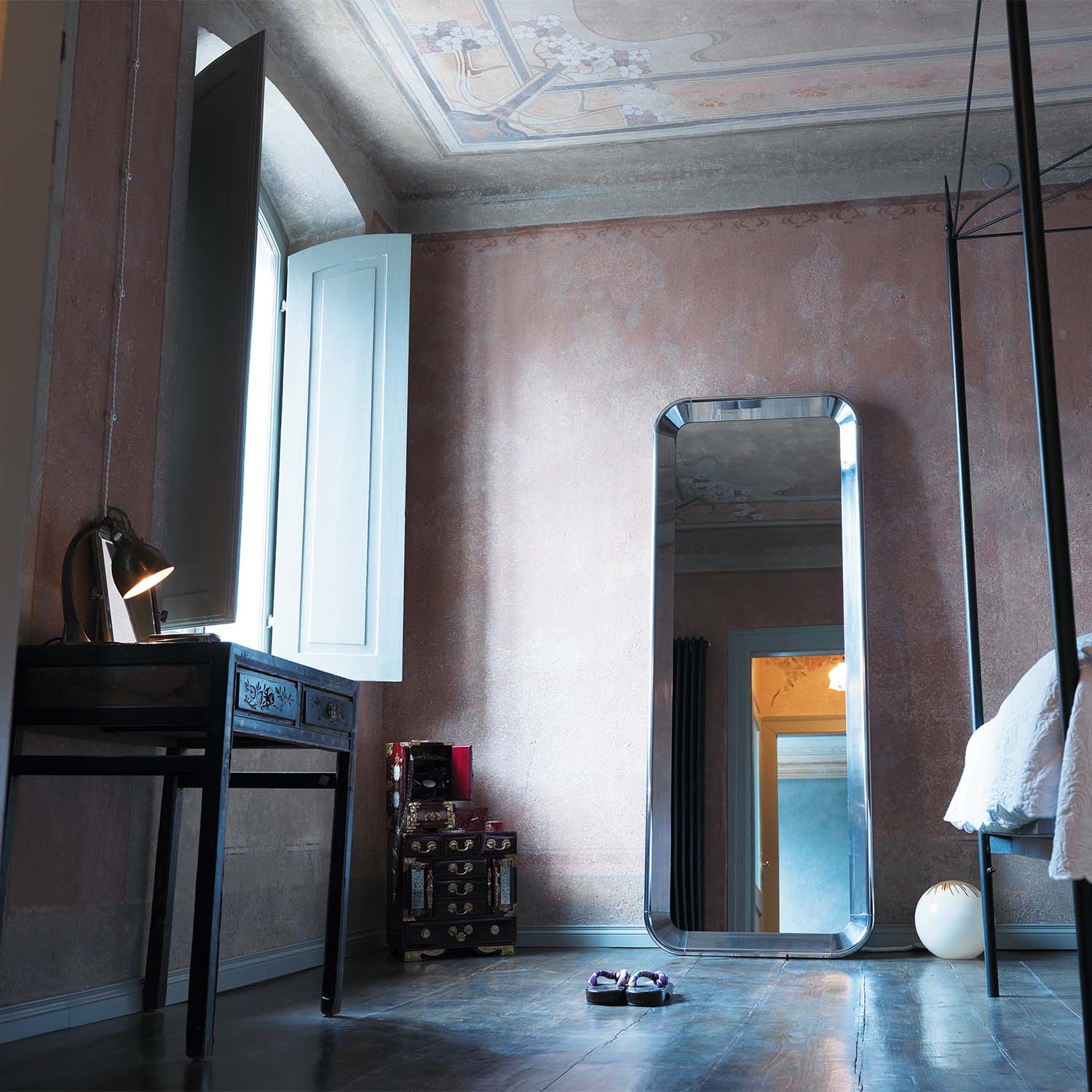 #マジス#デジャブ#新品未開封#組み立て必須#MAGIS#Deja-vu#安値 DÉJÀ-VU CHAIR | Magis Japan -official homepage-