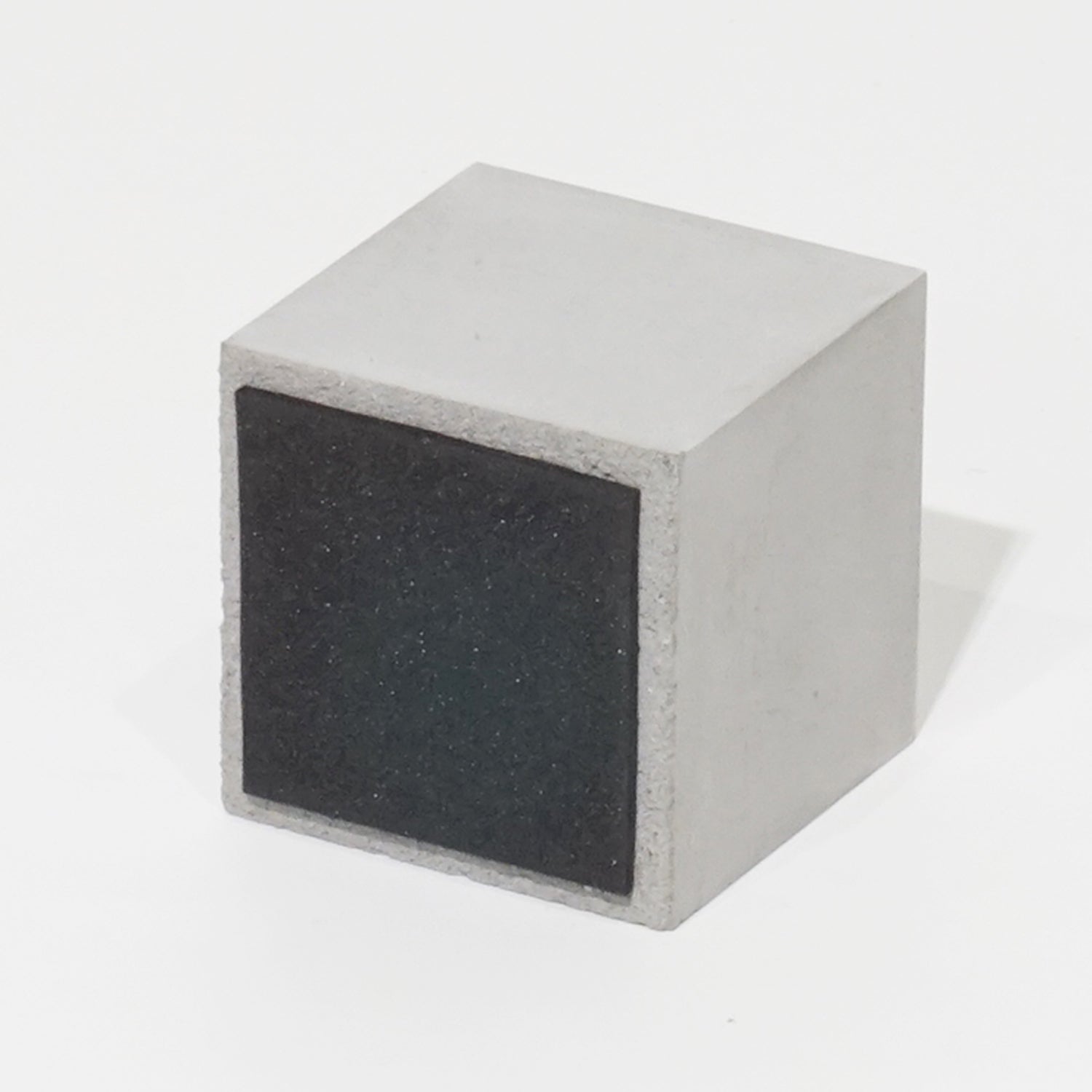 セメントキューブ60角｜おしゃれな什器の企画・製造・販売 SHOP