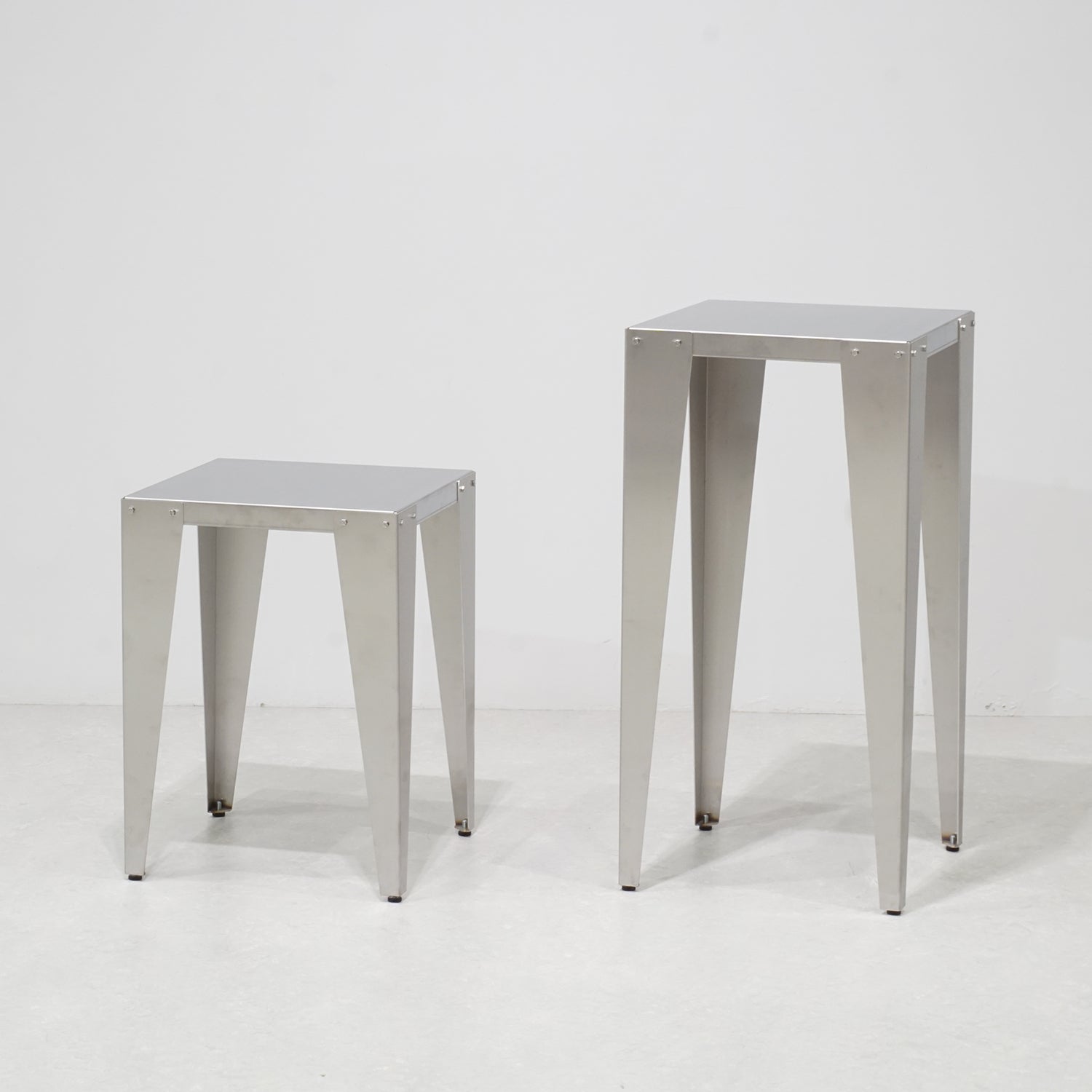 オシャレな3段階ステンレステーブル ステンレス テーブル」の人気商品一覧 | 安い商品を通販サイトから探す