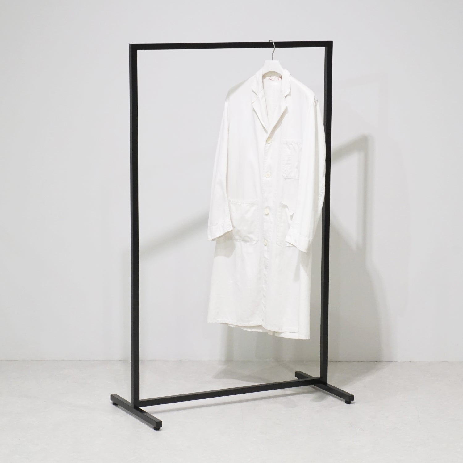 ハンガーラック　衣類ハンガー　フラップシップファニチャー 60cm 80cmハンガーラック シングル パイプハンガー 組立式 自立