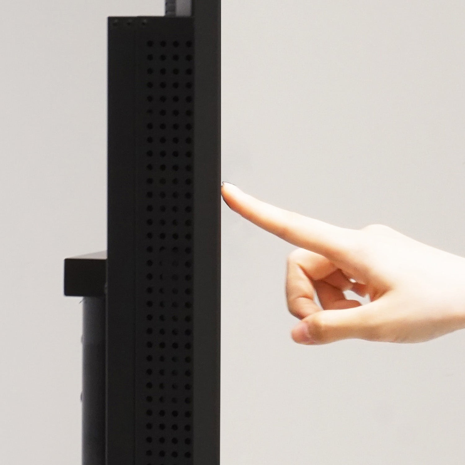 タッチ式 デジタルサイネージ 15インチ DST15FTSBK