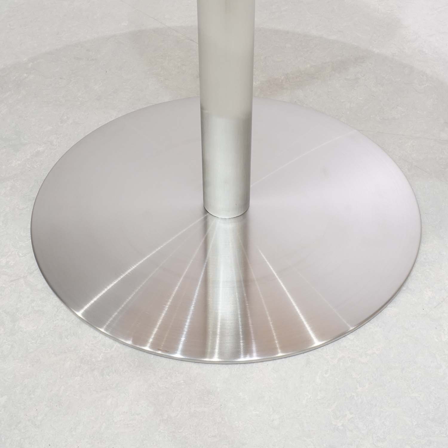 円形カフェテーブル｜おしゃれな什器の企画・製造・販売 SHOP COPACK