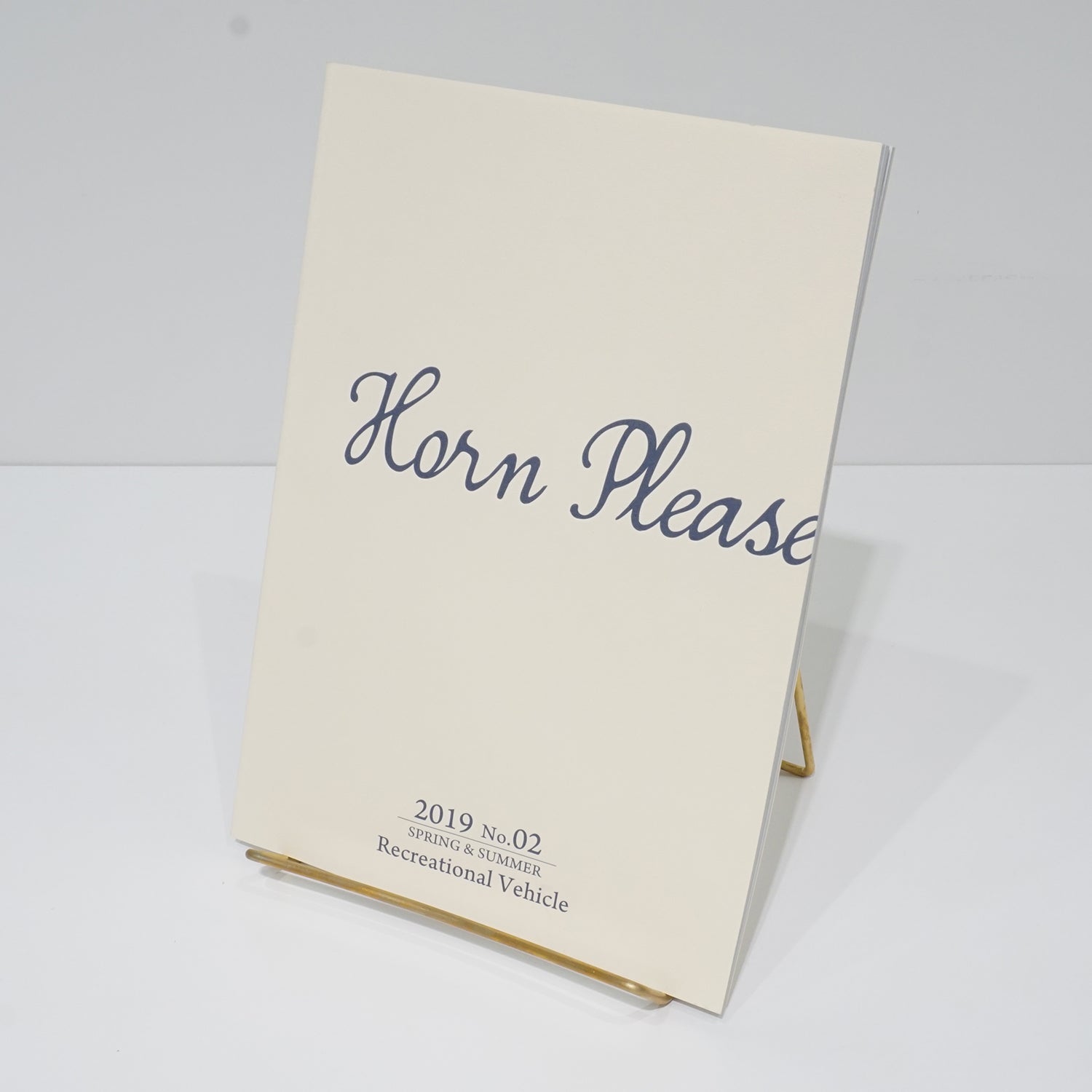 真鍮のディスプレイスタンド｜おしゃれな什器の企画・製造・販売 SHOP