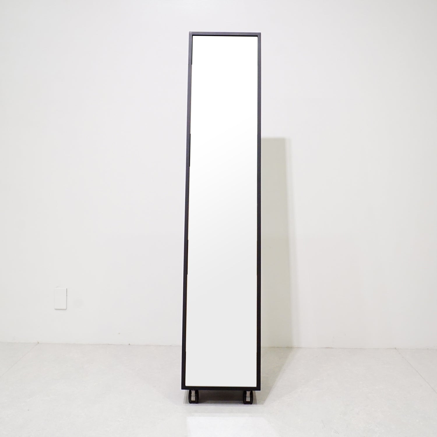 ウブロ　スタンドミラー　非売品 Woody Prime Boxツゲ材 木製レトロスタンドミラー – CAGUUU