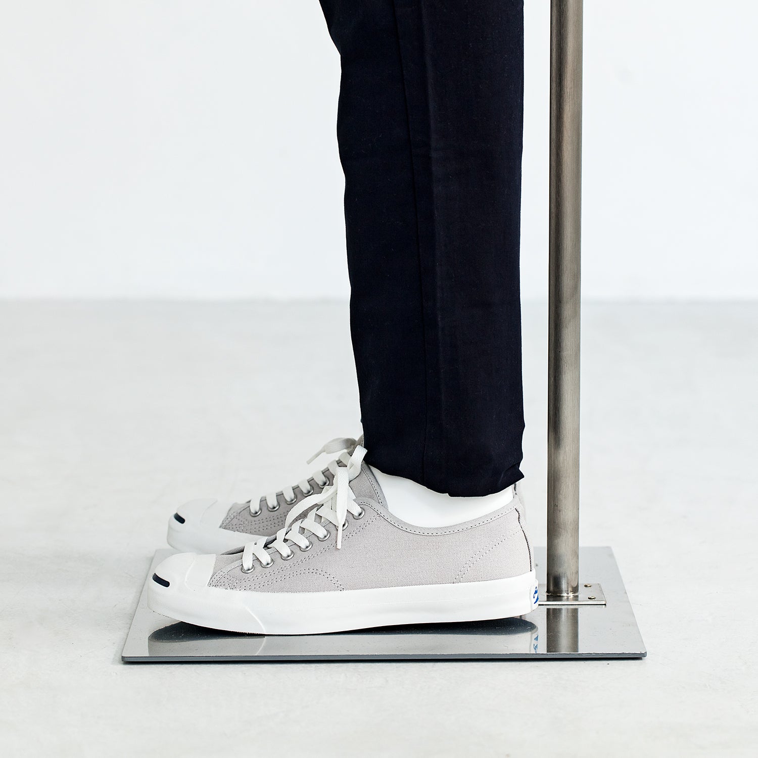 メンズマネキン 脚開きタイプ｜おしゃれな什器の企画・製造・販売 SHOP